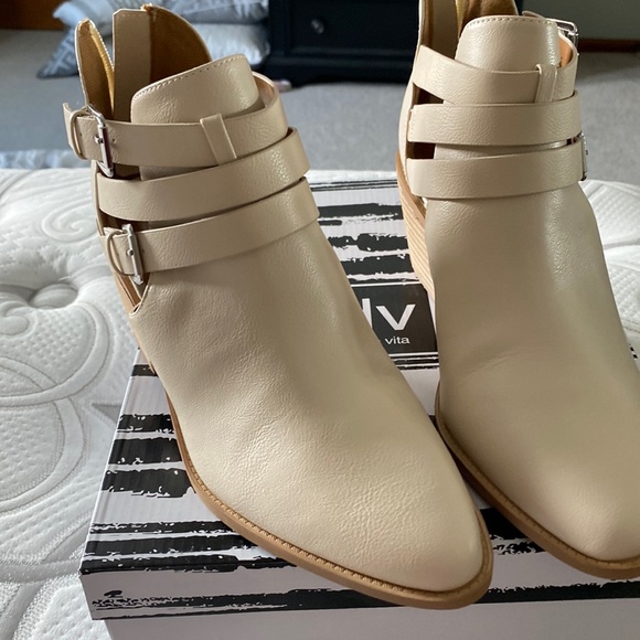 Ladies boots. Brand new - Picture 1 of 4